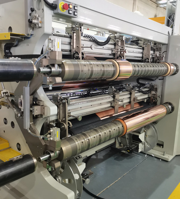 DSP Serie 1800 Rewindera de corte blanco Máxima velocidad mecánica de 150M por minuto