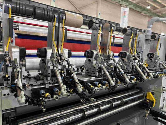 Máquina para cortar condensadores con cavitación